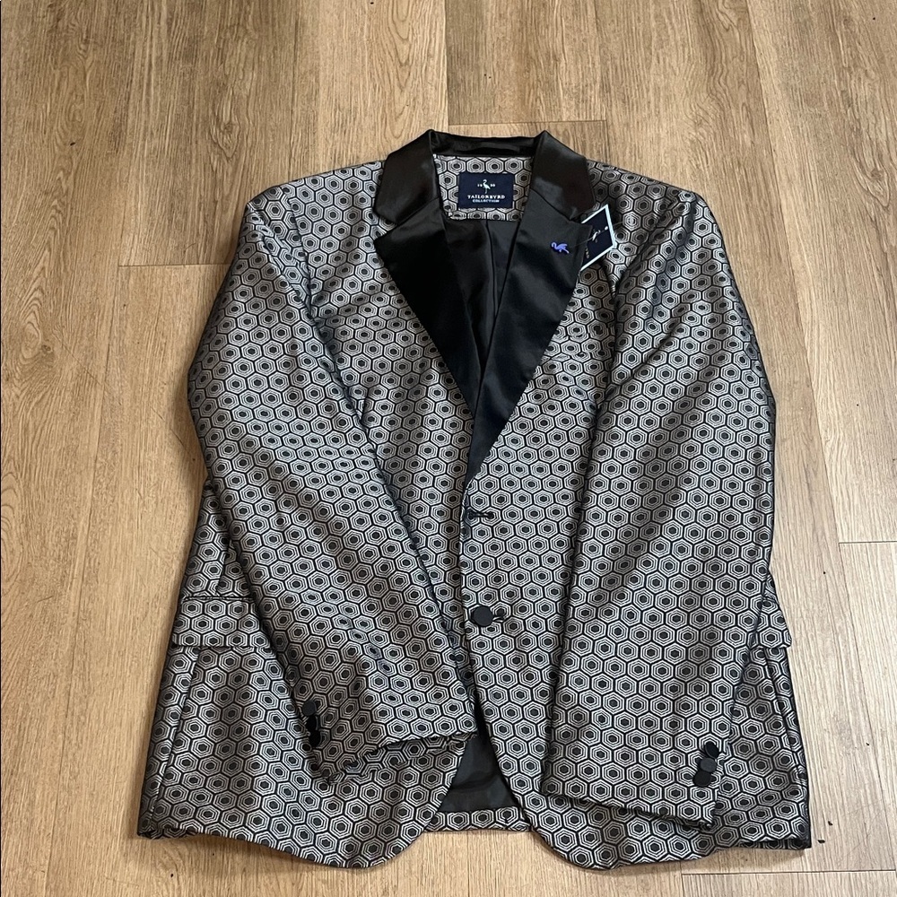 Tailorbyrd Black and Gray Geometric Jaquard Dinner Jacket Size 44R